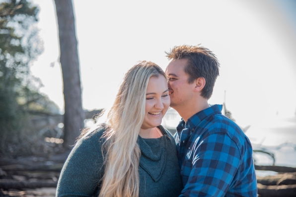 43Erin-and-Dylan-Noland-Trail-Newport-News-Engagement-Session